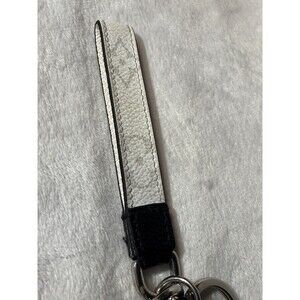 Pre-Loved White Leather Louis Vuitton Eclipse Keychain Great Condition